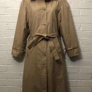 LONDON FOG COAT/JACKET TAN WITH HOOD 10 REGULAR